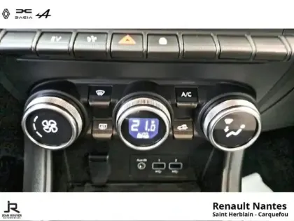 Photo 14 Renault Captur  1.6 E-Tech hybride rechargeable 160ch Techno