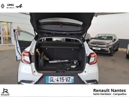 Photo 6 Renault Captur  1.6 E-Tech hybride rechargeable 160ch Techno