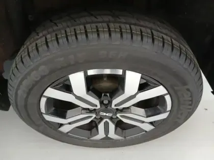 Photo 9 Dacia Duster  1.5 Blue dCi 115ch  Journey 4x4