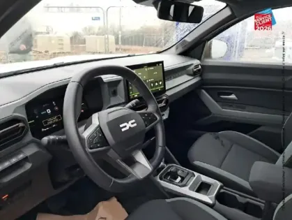 Photo 14 Dacia Duster  1.6 hybrid 140ch Extreme