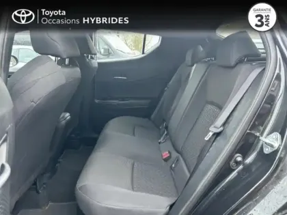Photo 12 Toyota C-HR  1.8 Hybride 122ch Dynamic E-CVT
