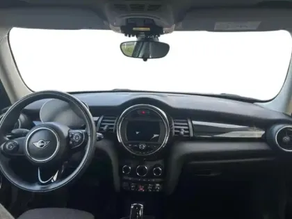 Photo 5 Mini Mini  5 Portes Cooper 136ch  Edition Greenwich BVA7