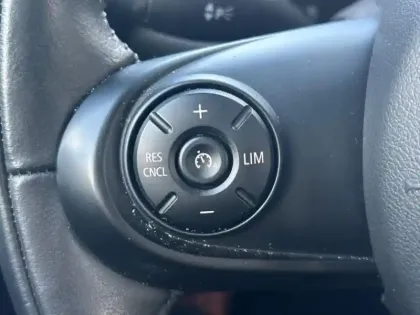 Photo 13 Mini Mini  5 Portes Cooper 136ch  Edition Greenwich BVA7