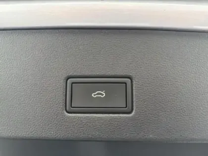 Photo 7 Volkswagen T-roc  1.5 TSI EVO 150ch Style DSG7