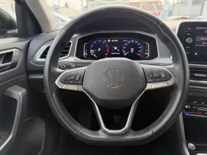 Photo 10 Volkswagen T-roc  1.5 TSI EVO 150ch Style DSG7