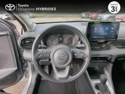 Photo 8 Toyota Yaris  116h Dynamic 5p MC24