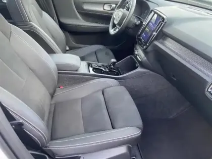 Photo 8 Volvo Xc40  B3 163ch Ultra DCT 7