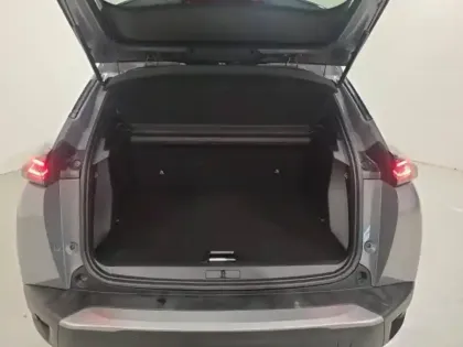 Photo 12 Peugeot 2008  1.2 Hybrid 145ch Allure e-DCS6