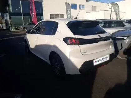 Photo 6 Peugeot 208  1.5 BlueHDi 100ch S&S Style