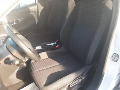 Photo 10 Peugeot 208  1.5 BlueHDi 100ch S&S Style