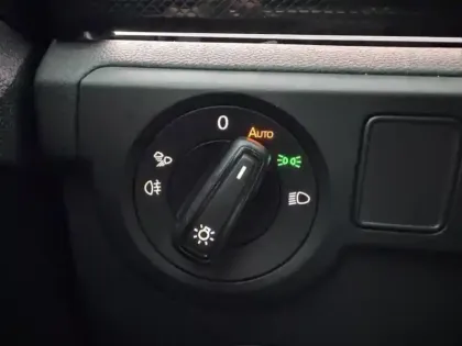 Photo 12 Volkswagen T-cross  1.0 TSI 116ch R-Line Edition DSG7