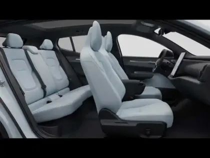 Photo 7 Volvo Ex30  Single Extended Range 272ch Ultra