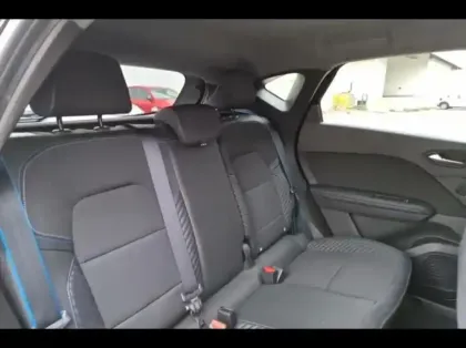 Photo 10 Renault Captur  1.6 E-Tech full hybrid 145ch esprit Alpine