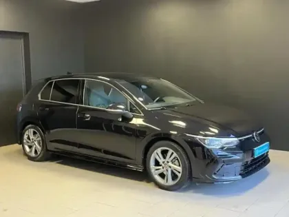 Photo 8 Volkswagen Golf  1.5 eTSI OPF 150ch R-Line DSG7