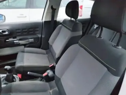 Photo 25 Citroën C3  1.2 PureTech 83ch S&S Shine