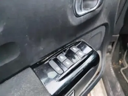 Photo 27 Citroën C3  1.2 PureTech 83ch S&S Shine