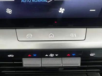 Photo 14 Opel Grandland  1.2 Turbo Hybrid 145ch GS e-DCT6