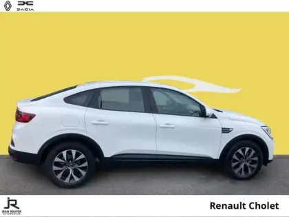 Photo 12 Renault Arkana  1.6 E-Tech 145ch Zen