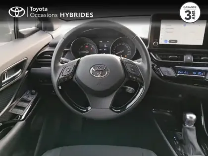 Photo 8 Toyota C-HR  2.0 Hybride 184ch Design Ultimate E-CVT