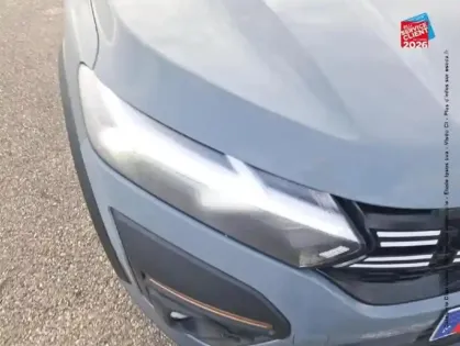 Photo 12 Dacia Jogger  1.6 hybrid 140ch Extreme+ 7 places -24