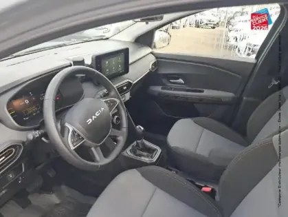 Photo 14 Dacia Jogger  1.6 hybrid 140ch Extreme+ 7 places -24