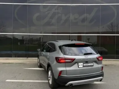 Photo 7 Ford Kuga  2.5 Duratec 180ch Hybrid FlexiFuel Titanium Powershift