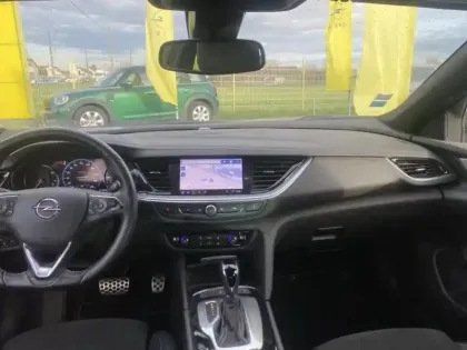 Photo 13 Opel Insignia  Grand Sport 2.0 D 174ch Ultimate BVA8