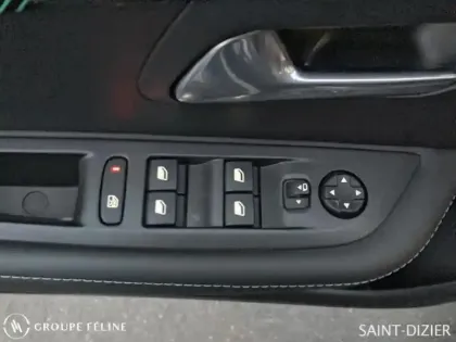 Photo 11 Peugeot 208  1.2 PureTech 100ch S&S Allure 118g