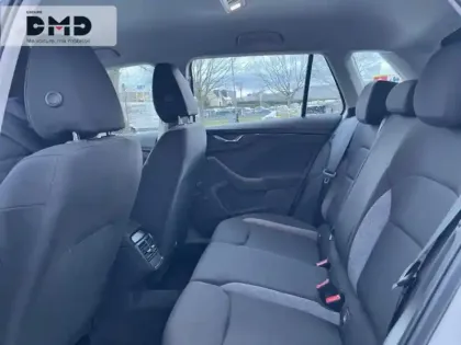 Photo 9 Skoda Kamiq  1.0 TSI 95ch Ambition