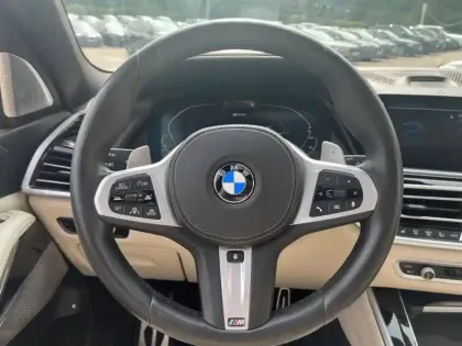 Photo 9 BMW X5  xDrive45e 394ch M Sport 17cv