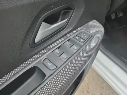 Photo 12 Dacia Sandero  1.0 TCe 90ch Expression