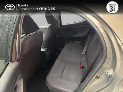 Photo 11 Toyota Yaris  116h Design 5p