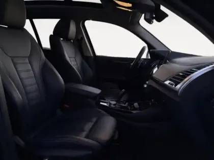 Photo 14 BMW X3  xDrive20dA 190ch Luxury Euro6c