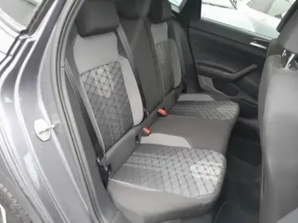 Photo 6 Volkswagen Polo  1.0 TSI 116ch R-Line Edition DSG7