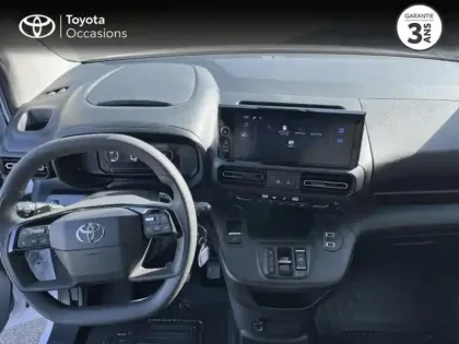 Photo 13 Toyota Proace  CITY Medium 130 D-4D Dynamic BVA MC23