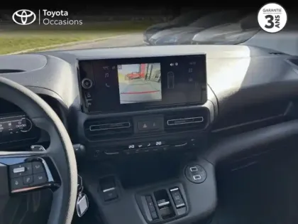 Photo 6 Toyota Proace  CITY Medium 130 D-4D Dynamic BVA MC23