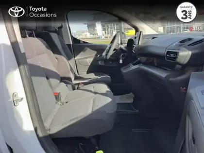 Photo 11 Toyota Proace  CITY Medium 130 D-4D Dynamic BVA MC23