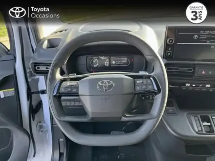 Photo 14 Toyota Proace  CITY Medium 130 D-4D Dynamic BVA MC23