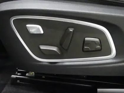 Photo 13 Renault Austral  1.2 E-Tech full hybrid 200ch Iconic