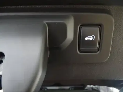 Photo 12 Renault Austral  1.2 E-Tech full hybrid 200ch Iconic