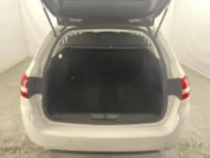 Photo 7 Peugeot 308  SW 1.2 PureTech 130ch Allure S&S