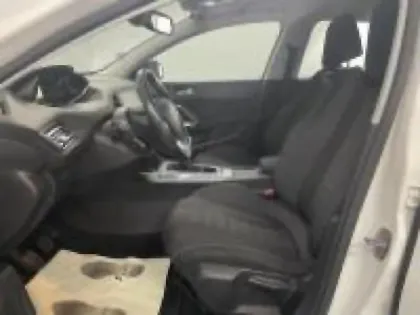 Photo 5 Peugeot 308  SW 1.2 PureTech 130ch Allure S&S