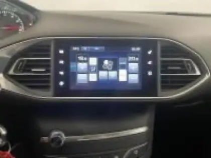 Photo 14 Peugeot 308  SW 1.2 PureTech 130ch Allure S&S