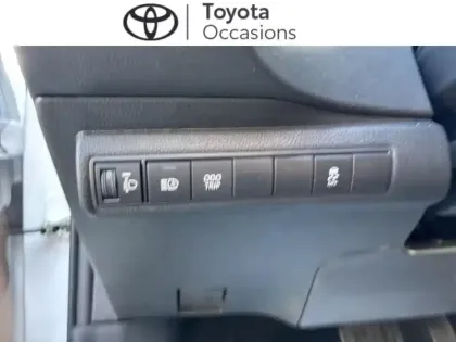 Photo 13 Toyota Corolla  1.8 140ch Design MY24