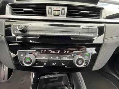 Photo 13 BMW X1  xDrive18dA 150ch xLine