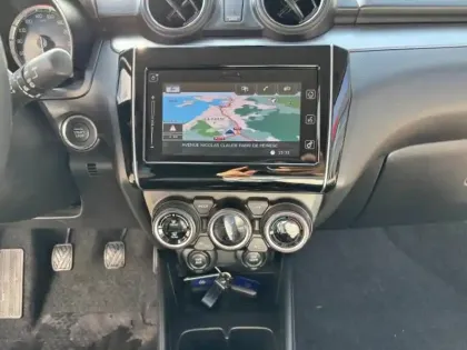 Photo 11 Suzuki Swift  1.2 Dualjet Hybrid 83ch Pack