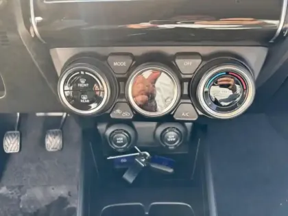 Photo 12 Suzuki Swift  1.2 Dualjet Hybrid 83ch Pack