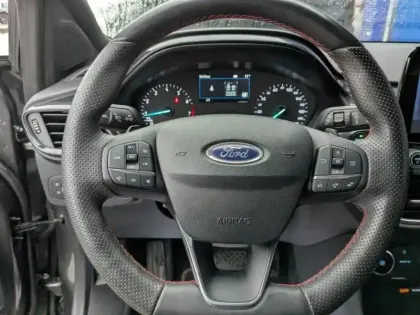 Photo 10 Ford Puma Gén. II Ph1 ST-Line Design 2 5