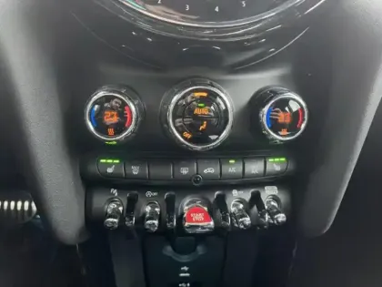 Photo 10 Mini Mini  Cooper 136ch John Cooper Works BVA7