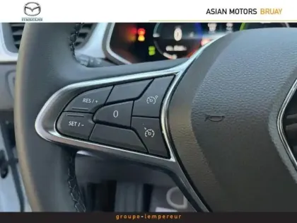 Photo 28 Renault Captur  1.6 E-Tech hybride 145ch Techno Fast Track